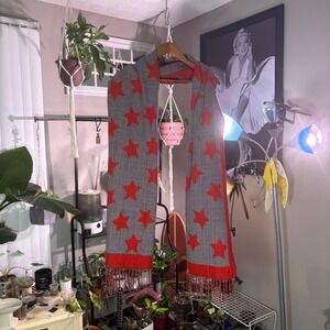 Cabi Red Star Houndstooth Knit Scarf One Size